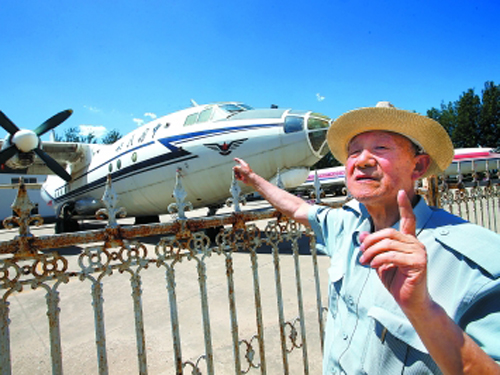 给自己印象最深刻最受感动的一个人物的作文-