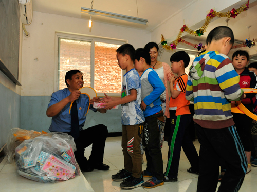 北京榜样主题活动官网-[助人为乐]失足青少年的