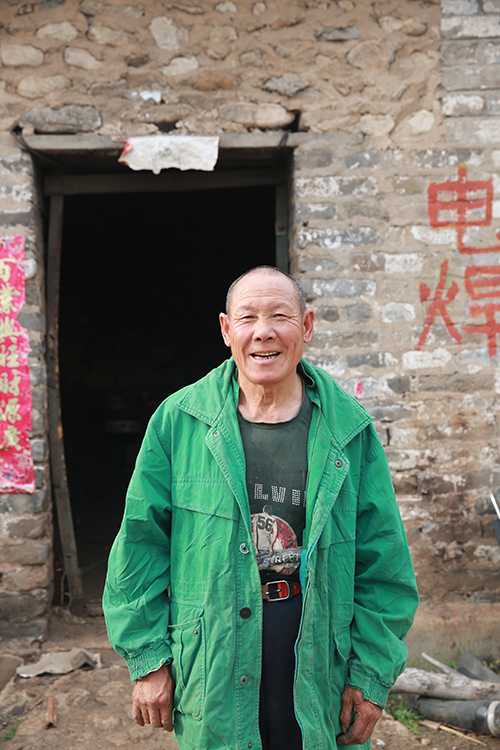 北京榜样主题活动官网-[诚实守信]吴有明:打铁