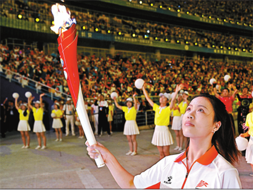 北京奥运会 火炬传递手079号_平昌冬奥会主火炬泡菜坛子_冬奥会火炬手最后一棒是谁