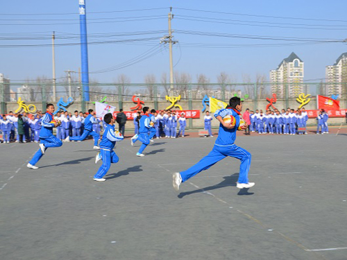 朝阳区:北京市北苑中学举行第十六届迎新年阳