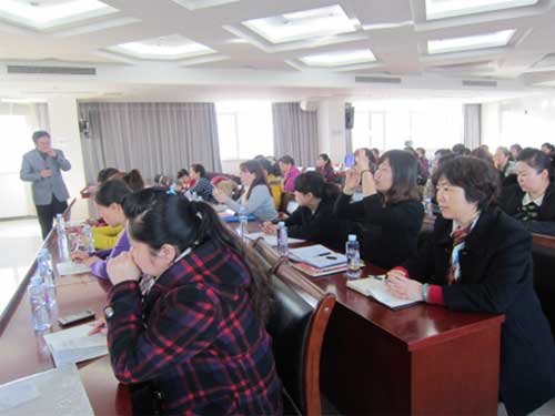 料峭送寒意 公益服务暖人心--大兴区妇联女性综