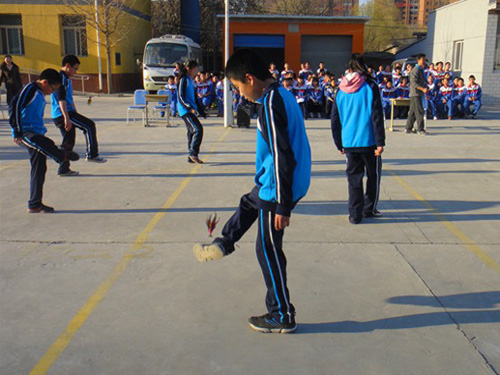 房山区窦店中学开展争做最美健体中学生活动