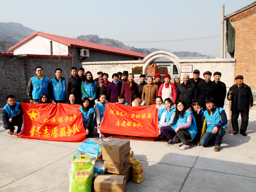 怀柔区人力社保局团员青年开展学雷锋志愿服务