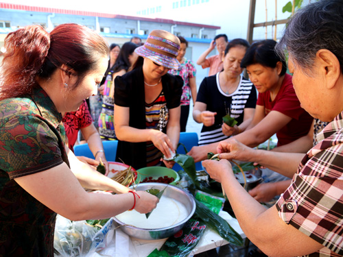 怀柔区龙山街道开展迎端午节活动