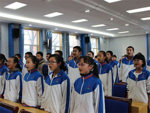 大兴五中初一年级举行诗文诵读比赛
