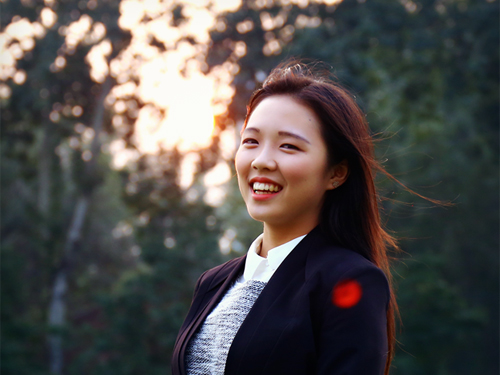 市民新春联欢会幕后故事:优雅端庄的女汉子