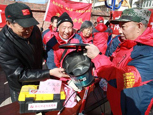 丰台区:党员带头讲奉献 志愿服务促和谐