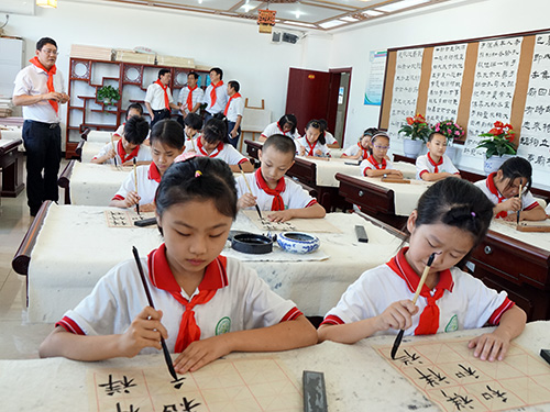 北京第二实验小学平谷分校书法培训班开班暨授