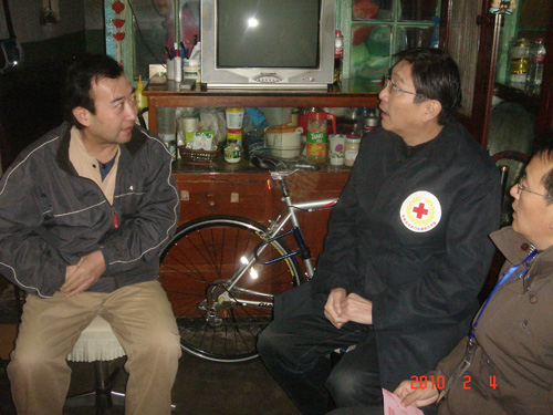 东城区东华门街道迎新春送温暖活动(图)