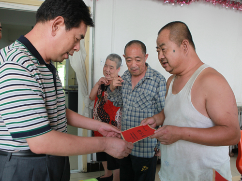 朝阳奥运村街道关爱孤寡老人 不是亲人胜似亲