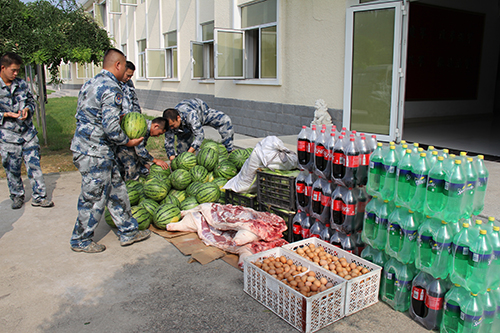 平谷区马昌营镇开展八一建军节走访慰问活动