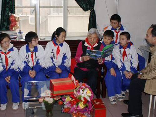 石景山区京源学校翱翔班拜访森林女神徐凤翔(