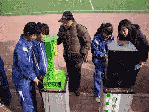 大兴区魏善庄中学第二届学生科技节开幕(图)