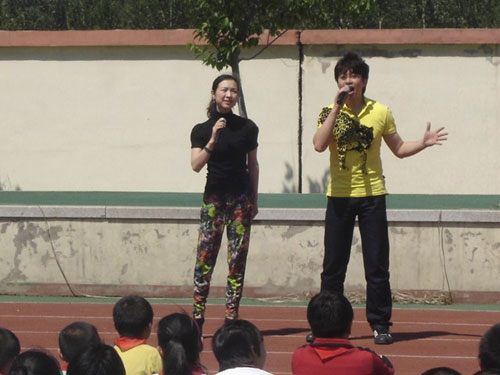 北京昆剧团送戏进密云县太师屯镇桑园小学和孩