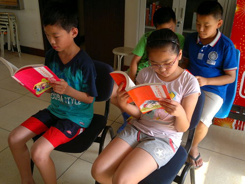 丰台马家堡嘉园一里社区暑期青少年"中华美德故事读书会(图)