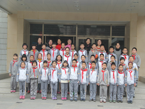 房山区星城小学参加"我的校友是明星"励志公益活动(图)