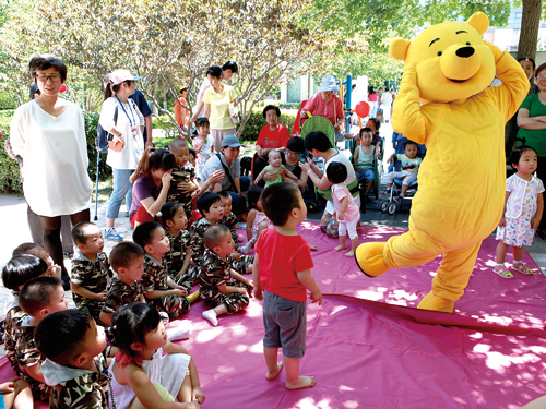 朝阳区奥运村各社区多彩活动扮靓儿童节
