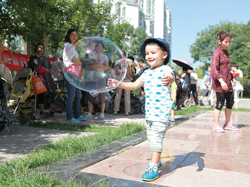 朝阳区奥运村各社区多彩活动扮靓儿童节