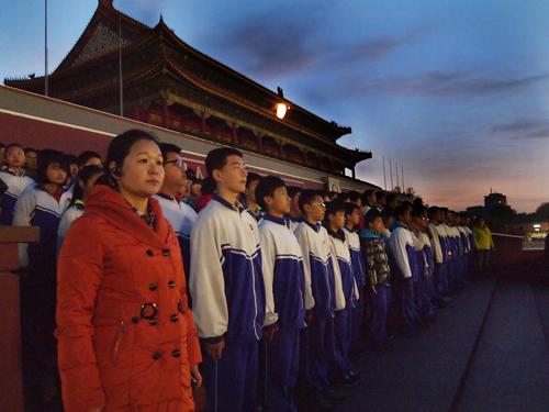 弘扬社会主义核心价值观 进一步落实四个一活