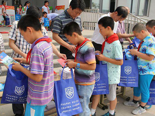 房山区大石窝镇开展铁路护路法制宣传安全教