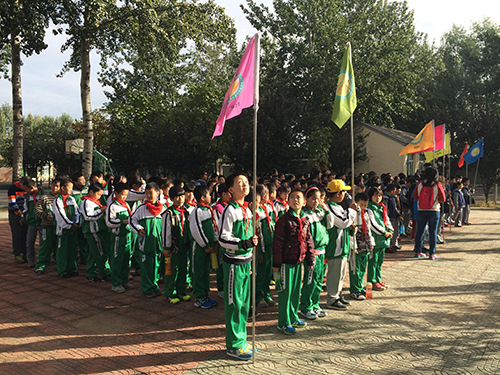 大兴区长子营二小走进社会大课堂--大皮营实践