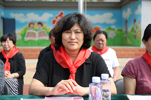 平谷区副区长徐素芝走进学校