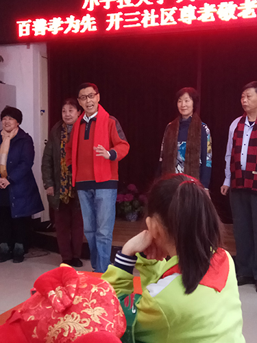 丰台区首医大附小开展小百合进社区志愿服务活