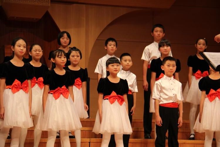 声的翅膀 放飞童年的梦想--回声合唱团2017首