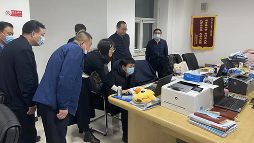 大兴区黄村镇召开疫情防控工作调度会