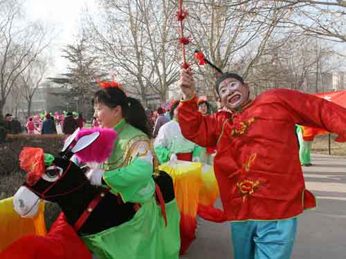 大兴区北臧村镇秧歌队向全区人民拜大年(图)