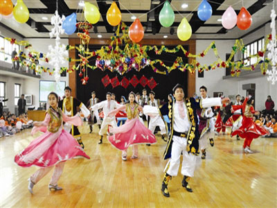 海淀农大附中:母爱教育营造多民族和谐校园(图