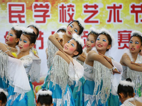 西城区积极组织开展做文明有礼的北京人系列