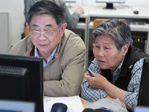 电脑基础课程受到海淀社区居民热捧(图)