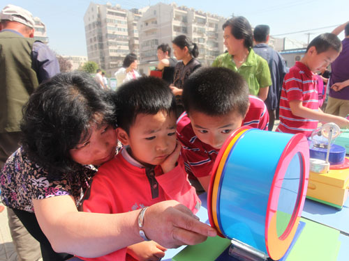 海淀东升乡开展科技进社区活动(图)