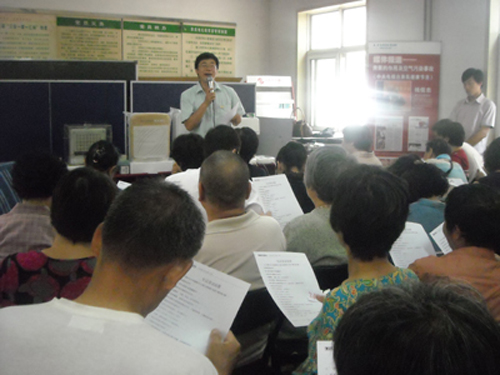 区六合园北社区举办夏季饮食与健康知识讲座(