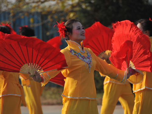 大兴区采育镇举办第二届广场舞大赛活动 助推