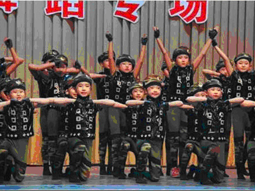 大兴区第十六届学生艺术节:舞蹈专场(图)