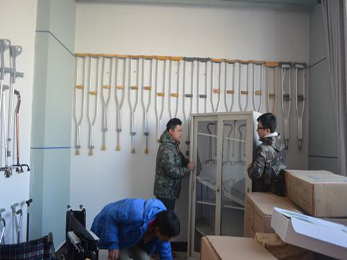 大兴区林校路街道共青团志愿者到温馨家园开展