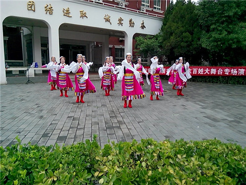 马家堡晨宇社区人口_社区图片(2)