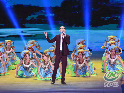 中国电影向建党95周年致敬典礼在怀柔雁栖湖