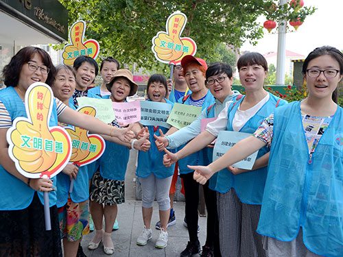 沟区开展礼让斑马线·文明我点赞专项治理活动