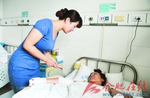 〔安徽〕合肥最美护士将奖金捐给所救伤者绽