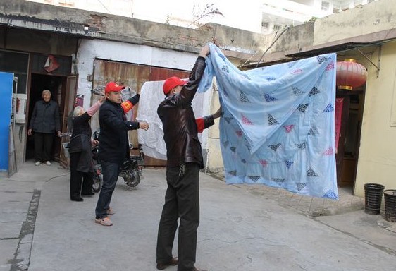 [安徽]亳州涡阳县城关街道志愿者服务队:传递人