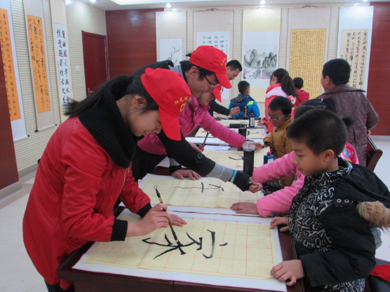 [安徽]合肥:书写志愿者日记 弘扬志愿服务精神