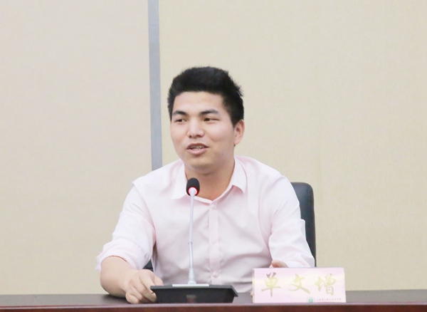 [江西]南昌举办道德模范和身边好人事迹巡演、