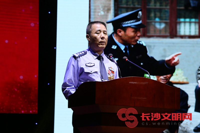 [湖南]长沙志愿宣讲员讲动人故事 为新时代雷