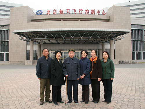 [热心公益]王福昌:老英雄严格律己 爱心捐赠80万元