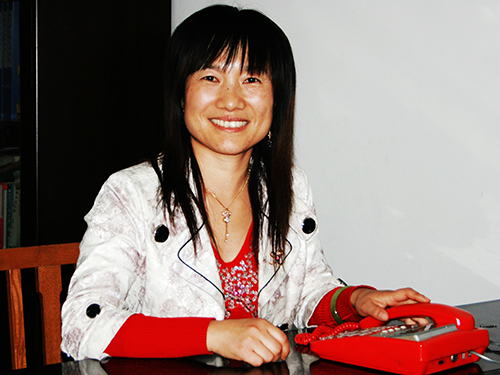 诚实守信张亚利龙湾巧嫂诚信经营