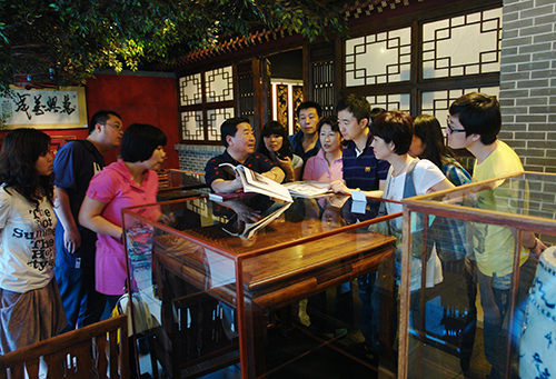 热心公益郝金明慷慨解囊为公益